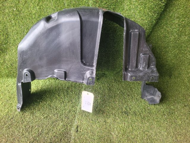 bontott SUZUKI SWIFT IV Jobb első Dobbetét (Kerékjárati, Műanyag)