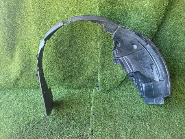 bontott SUZUKI SWIFT IV Jobb első Dobbetét (Kerékjárati, Műanyag)