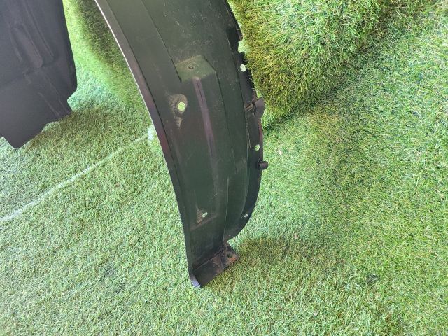 bontott SUZUKI SWIFT IV Jobb első Dobbetét (Kerékjárati, Műanyag)