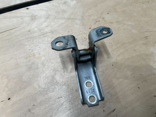 bontott SUZUKI SWIFT IV Jobb első Felső Zsanér