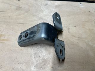 bontott SUZUKI SWIFT IV Jobb első Felső Zsanér