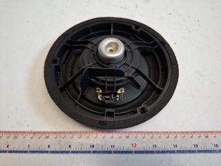 bontott SUZUKI SWIFT IV Jobb első Hangszóró