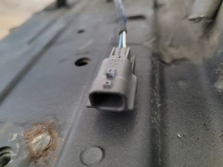 bontott SUZUKI SWIFT IV Jobb első Negyed Karosszéria Csomag