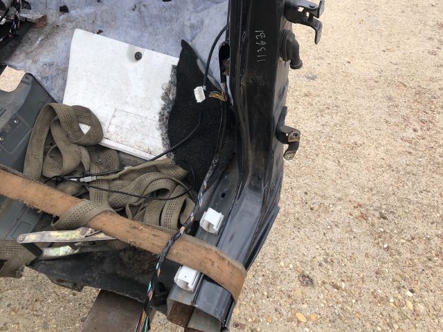 bontott SUZUKI SWIFT IV Jobb első Negyed Karosszéria Csomag