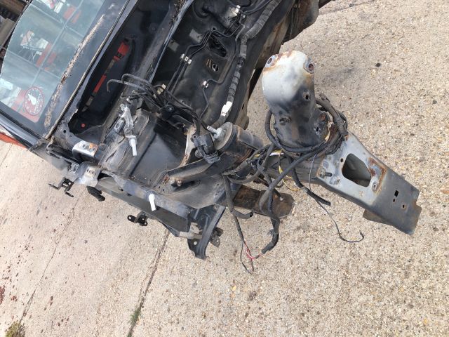 bontott SUZUKI SWIFT IV Jobb első Negyed Karosszéria Csomag