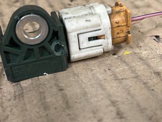 bontott SUZUKI SWIFT IV Jobb első Oldal Ütközés Érzékelő