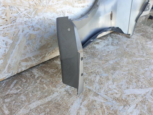 bontott SUZUKI SWIFT IV Jobb első Sárvédő