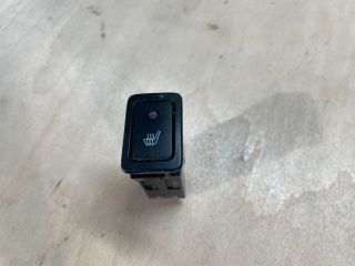 bontott SUZUKI SWIFT IV Jobb első Ülésfűtés Kapcsoló