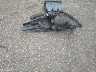 bontott SUZUKI SWIFT IV Jobb Fényszóró