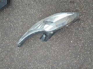 bontott SUZUKI SWIFT IV Jobb Fényszóró