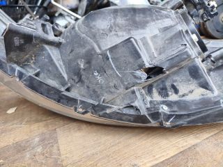 bontott SUZUKI SWIFT IV Jobb Fényszóró