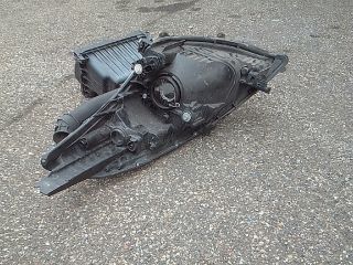 bontott SUZUKI SWIFT IV Jobb Fényszóró