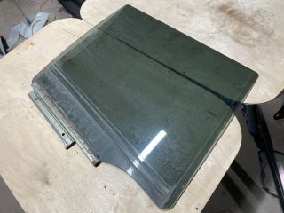 bontott SUZUKI SWIFT IV Jobb hátsó Ablak