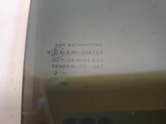 bontott SUZUKI SWIFT IV Jobb hátsó Ablak