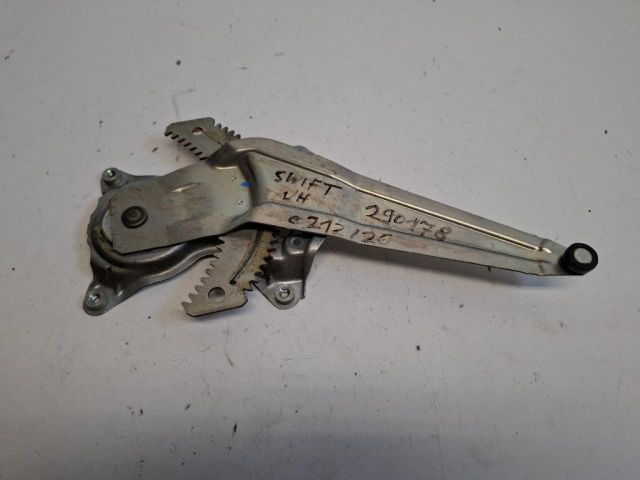 bontott SUZUKI SWIFT IV Jobb hátsó Ablakemelő Szerkezet (Elektromos)