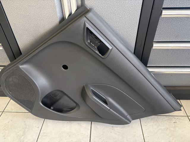 bontott SUZUKI SWIFT IV Jobb hátsó Ajtó Kárpit