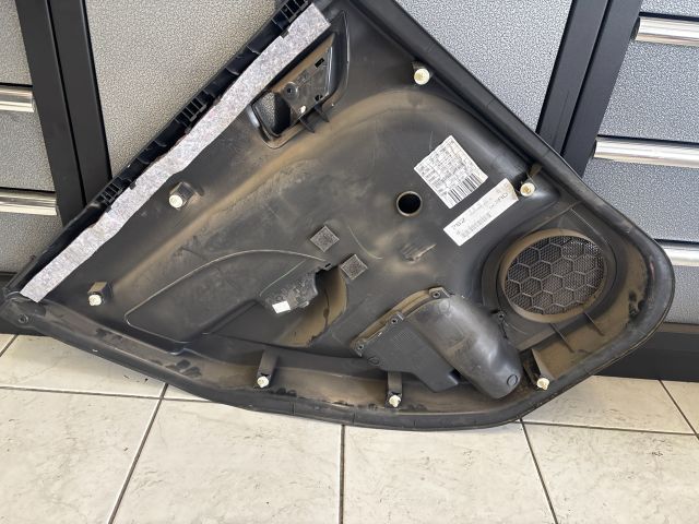 bontott SUZUKI SWIFT IV Jobb hátsó Ajtó Kárpit