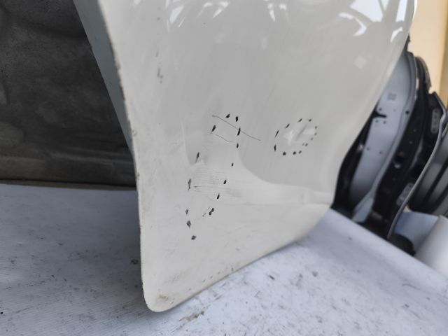 bontott SUZUKI SWIFT IV Jobb hátsó Ajtó (Üres lemez)