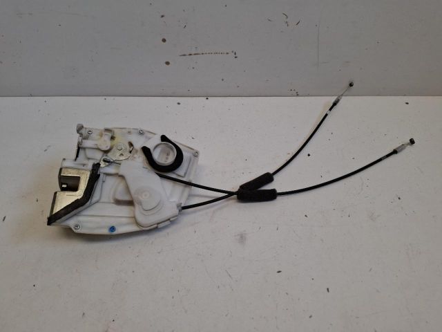 bontott SUZUKI SWIFT IV Jobb hátsó Ajtózár