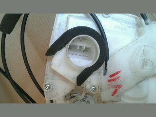 bontott SUZUKI SWIFT IV Jobb hátsó Ajtózár