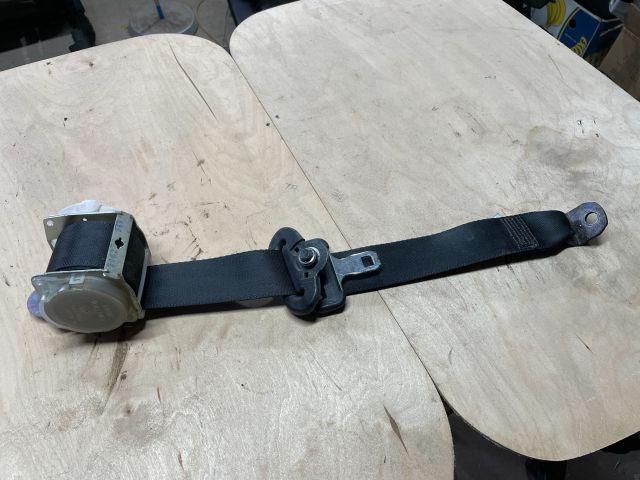 bontott SUZUKI SWIFT IV Jobb hátsó Biztonsági Öv