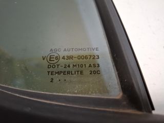 bontott SUZUKI SWIFT IV Jobb hátsó Fixüveg (Ajtóban)