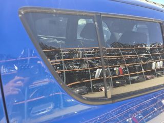 bontott SUZUKI SWIFT IV Jobb hátsó Fixüveg (Ajtóban)