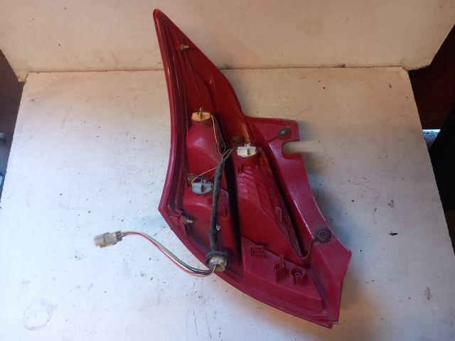 bontott SUZUKI SWIFT IV Jobb Hátsó Lámpa