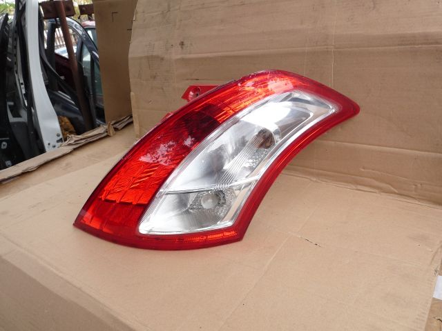 bontott SUZUKI SWIFT IV Jobb Hátsó Lámpa