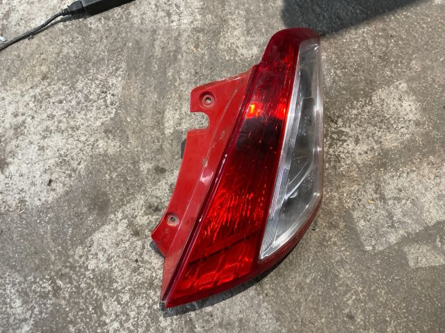 bontott SUZUKI SWIFT IV Jobb Hátsó Lámpa