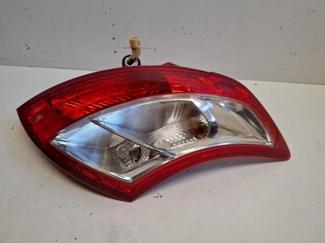 bontott SUZUKI SWIFT IV Jobb Hátsó Lámpa