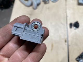 bontott SUZUKI SWIFT IV Jobb hátsó Oldal Ütközés Érzékelő