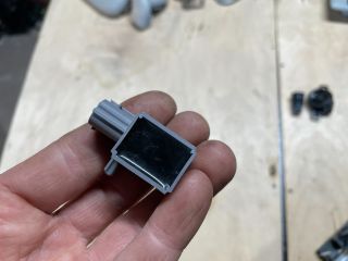 bontott SUZUKI SWIFT IV Jobb hátsó Oldal Ütközés Érzékelő