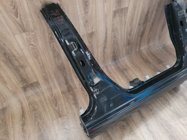 bontott SUZUKI SWIFT IV Jobb Küszöb