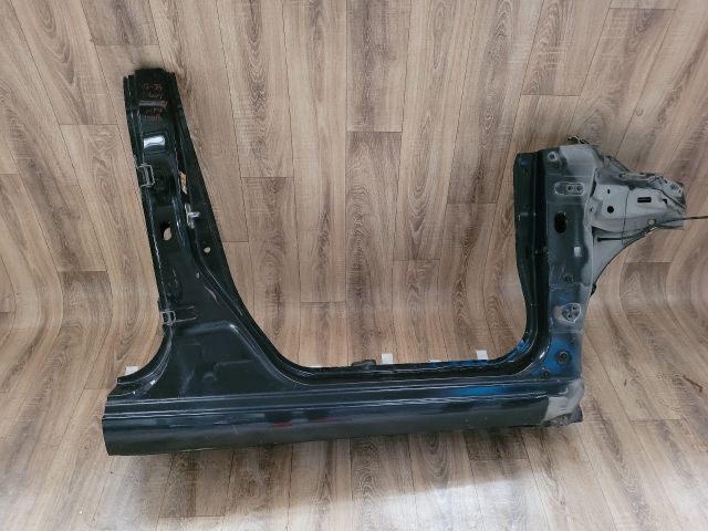 bontott SUZUKI SWIFT IV Jobb Küszöb