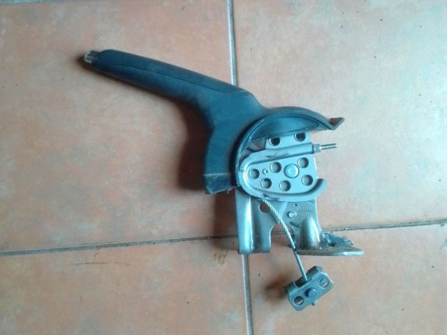 bontott SUZUKI SWIFT IV Kézifék Kar