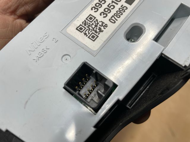 bontott SUZUKI SWIFT IV Klíma Kapcsoló