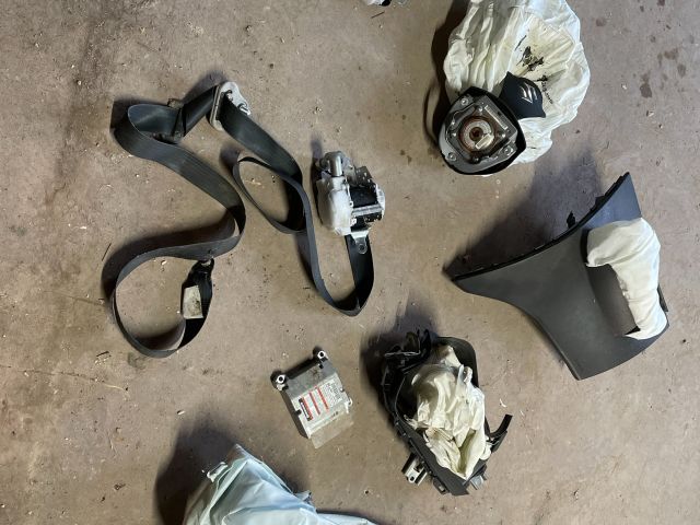 bontott SUZUKI SWIFT IV Komplett Légzsák Szett