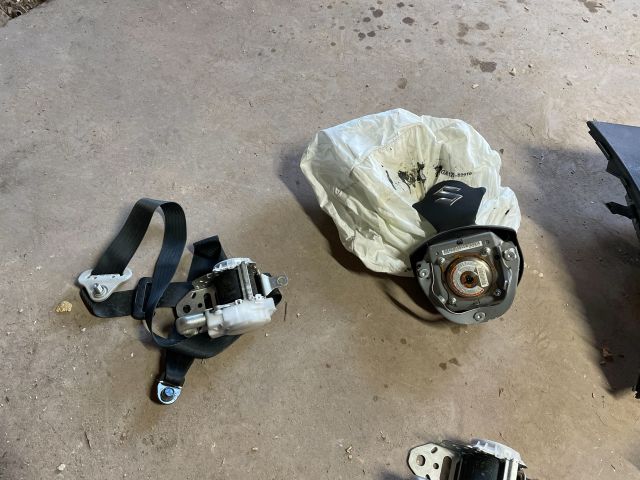 bontott SUZUKI SWIFT IV Komplett Légzsák Szett