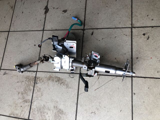 bontott SUZUKI SWIFT IV Kormányoszlop