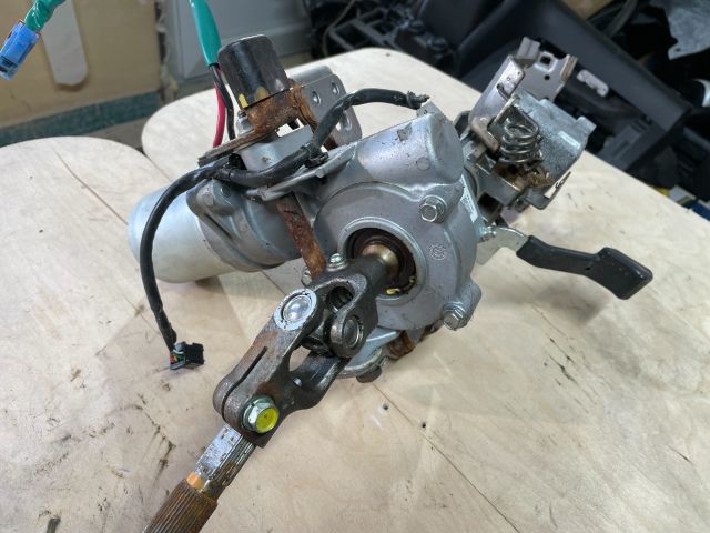 bontott SUZUKI SWIFT IV Kormányszervó Motor (Elektromos)