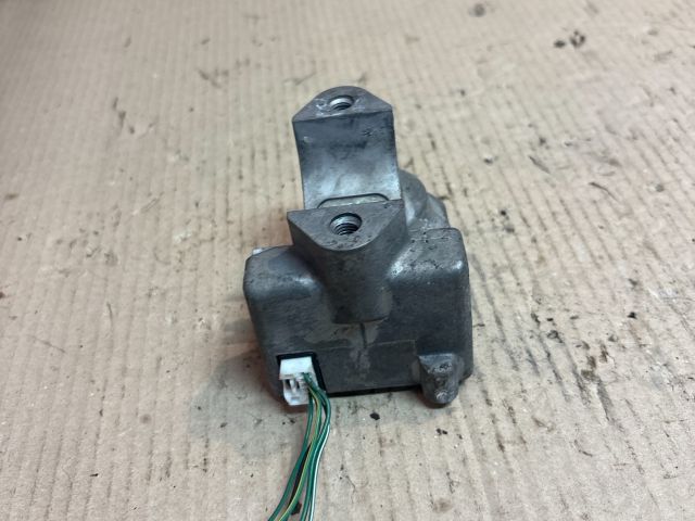 bontott SUZUKI SWIFT IV Kormányzár (Elektromos)