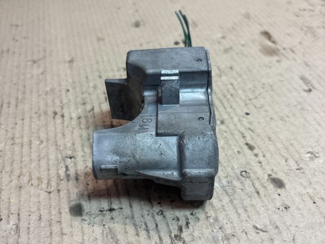 bontott SUZUKI SWIFT IV Kormányzár (Elektromos)