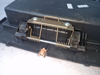 bontott SUZUKI SWIFT IV Középkonzol Keret