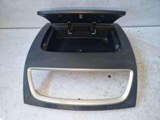 bontott SUZUKI SWIFT IV Középkonzol Keret