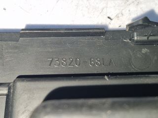 bontott SUZUKI SWIFT IV Középkonzol Keret