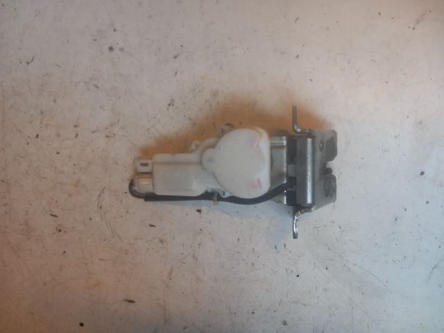 bontott SUZUKI SWIFT IV Központizár Motor Csomagtérajtó