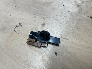 bontott SUZUKI SWIFT IV Kulcs Nélküli Nyitás Jeladó