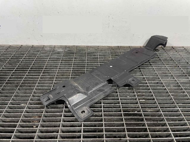 bontott SUZUKI SWIFT IV Légterelő