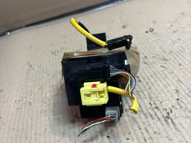 bontott SUZUKI SWIFT IV Légzsák Átvezető Szalagkábel